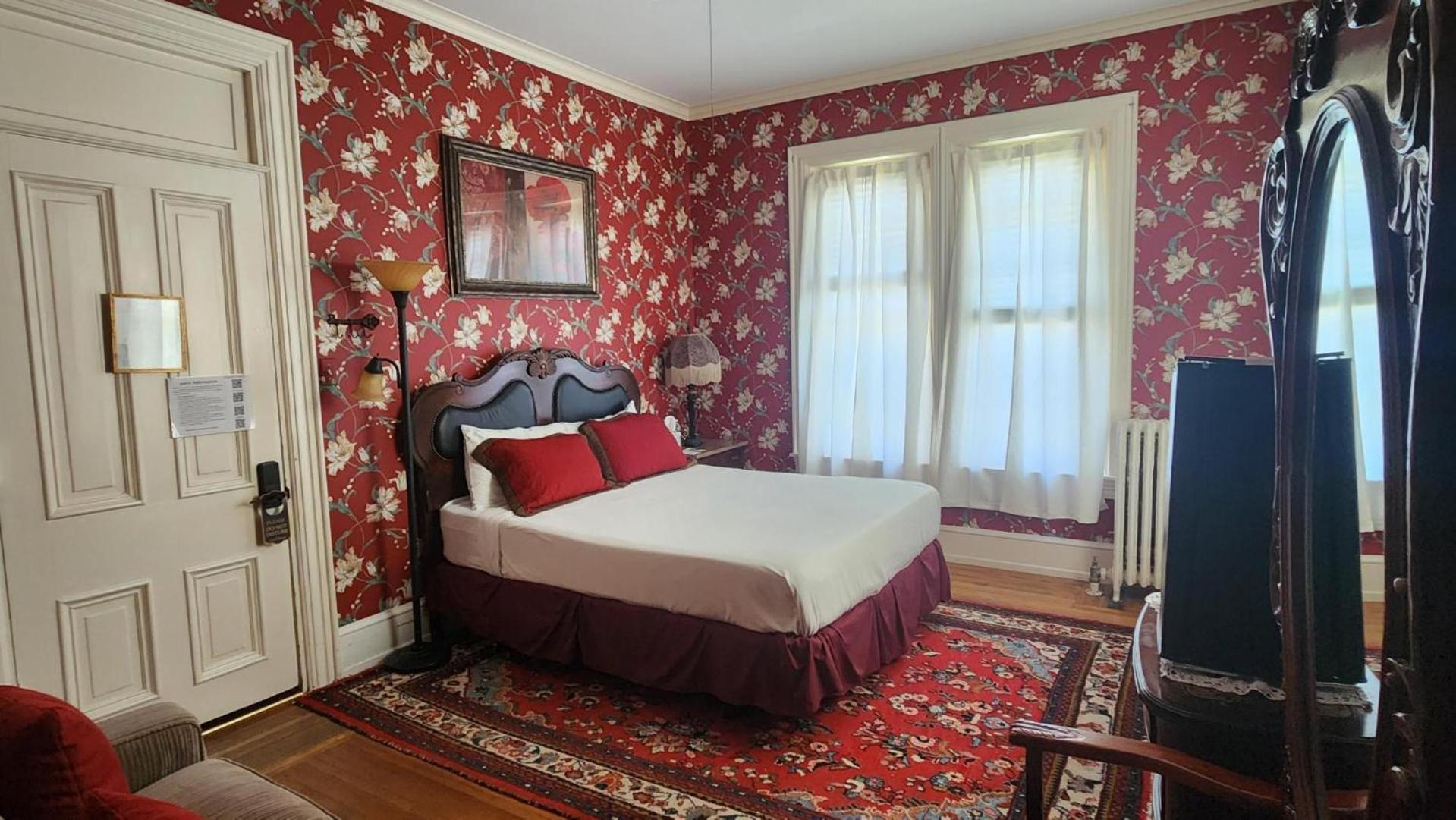 Greystone Manor Bed & Breakfast Bird-in-Hand Buitenkant foto